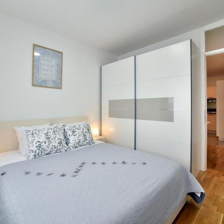First Class Apartment, Free Parking Zagreb Ngoại thất bức ảnh