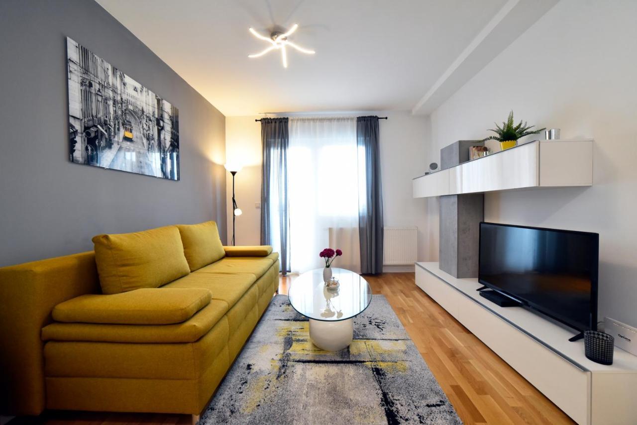 First Class Apartment, Free Parking Zagreb Ngoại thất bức ảnh
