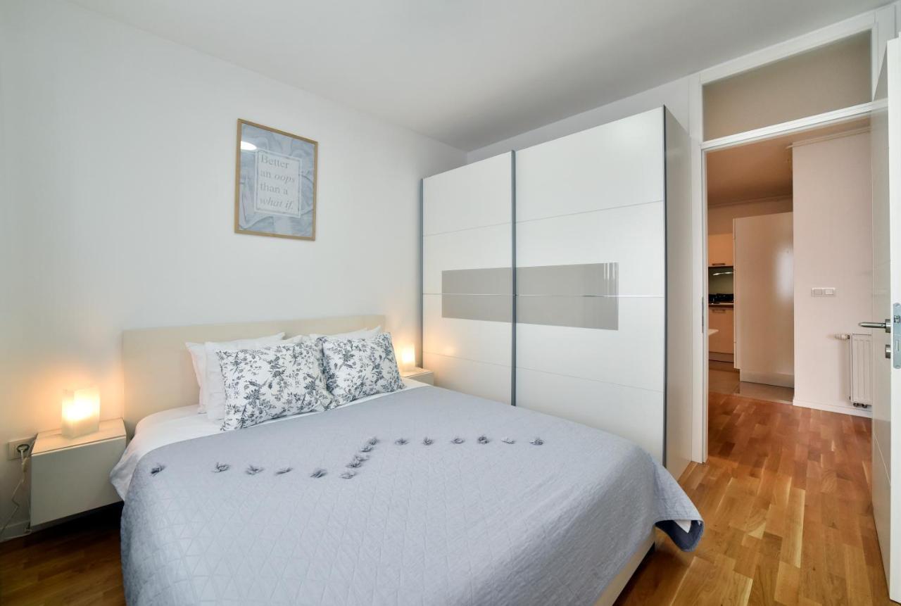First Class Apartment, Free Parking Zagreb Ngoại thất bức ảnh